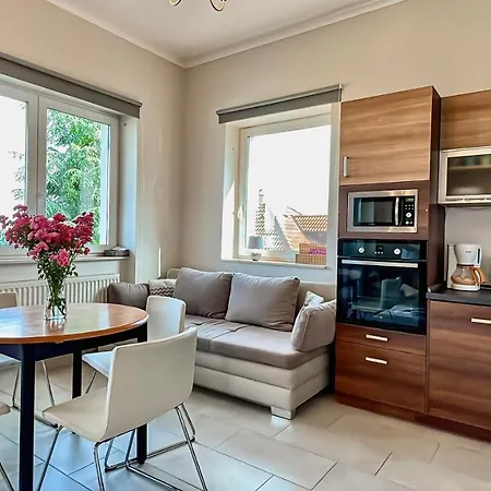 Belvarosi Haz Gyoenyoeru Panoramaval