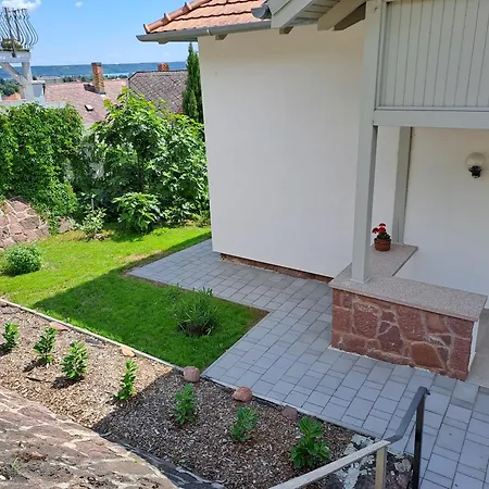 בית נופש Belvarosi Haz Gyoenyoeru Panoramaval *