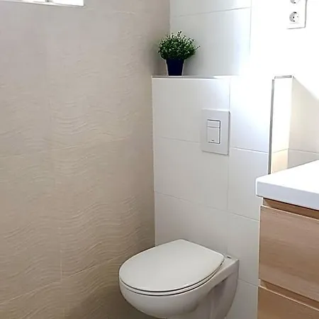 Belvarosi Haz Gyoenyoeru Panoramaval *