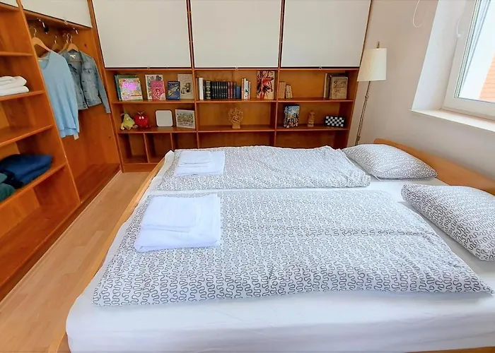 Belvarosi Haz Gyoenyoeru Panoramaval 펜션 발라톤알마디