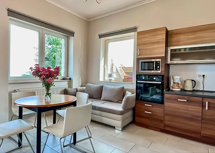 Belvarosi Haz Gyoenyoeru Panoramaval